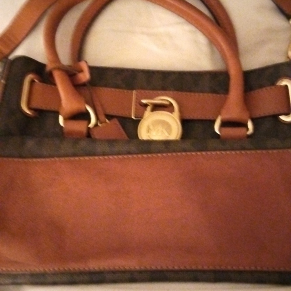 Michael Kors Leather Handbag